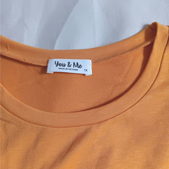 Mustard women's pullover with front pocket - Picture 4 of 6